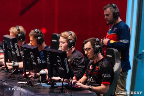 坦诚沟通对 坦诚沟通对