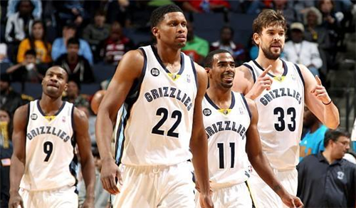 又在低迷期 又在低迷期